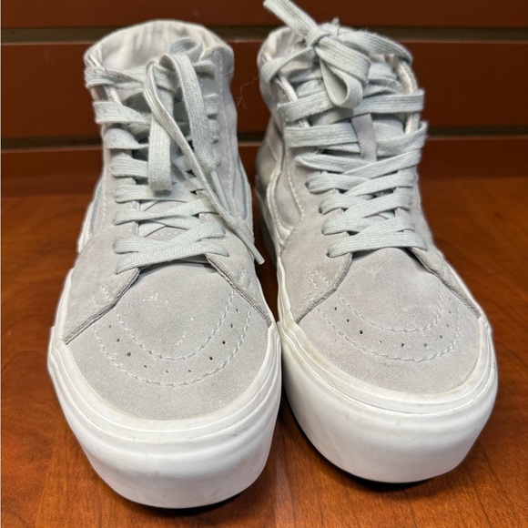 Vans Gray and White Sk8-Hi Sneakers Classic Design - Picture 3 of 9
